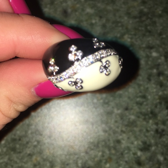 Gorgeous black and white sterling ring - Picture 2 of 6